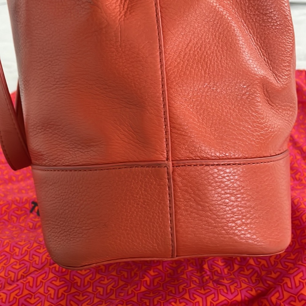 Tory Burch bag - Picture 6 of 9